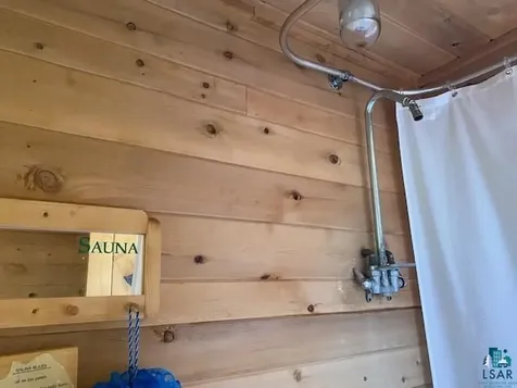 2448 E Cabin Circle Road Makinen MN 55763-0000