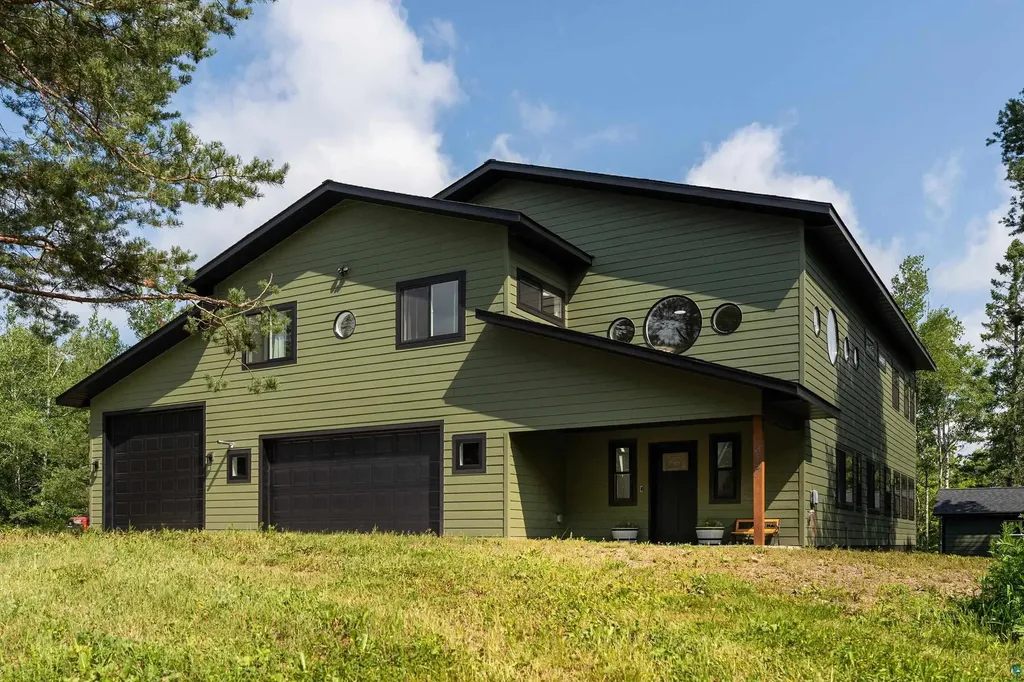 417 Elk Street Duluth MN 55811