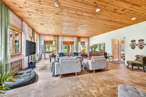 5246 Buck Road Saginaw MN 55779