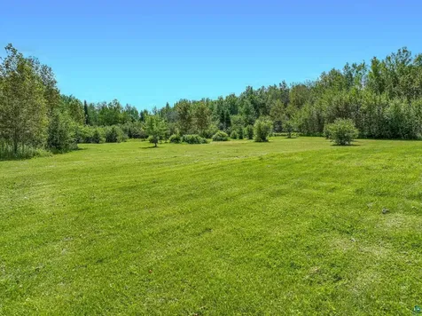 5246 Buck Road Saginaw MN 55779