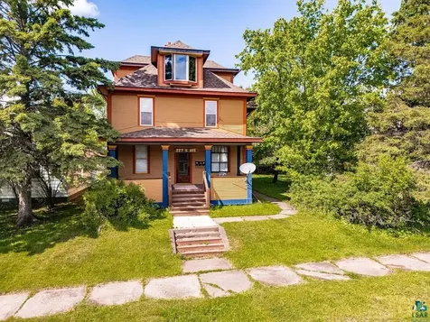 227 South Avenue Two Harbors MN 55616