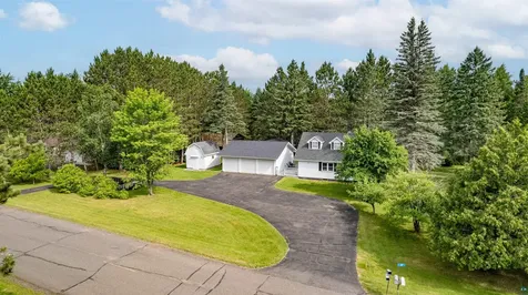 27 Maple Drive Esko MN 55733