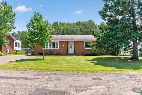 312 W Rainbow Street Duluth MN 55811