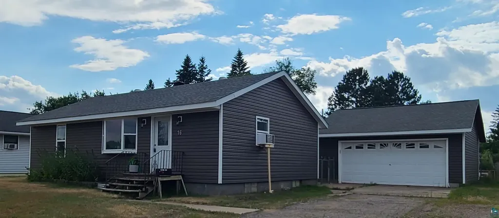 16 Fir Circle Babbitt MN 55706