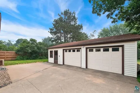 220 E Locust Street Duluth MN 55811
