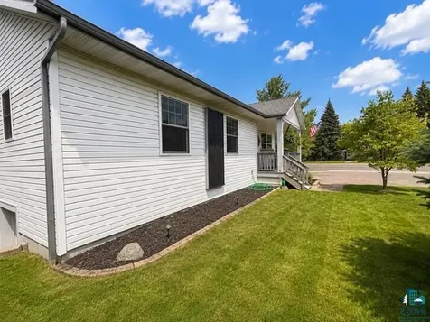 831 Commonwealth Avenue Duluth MN 55808