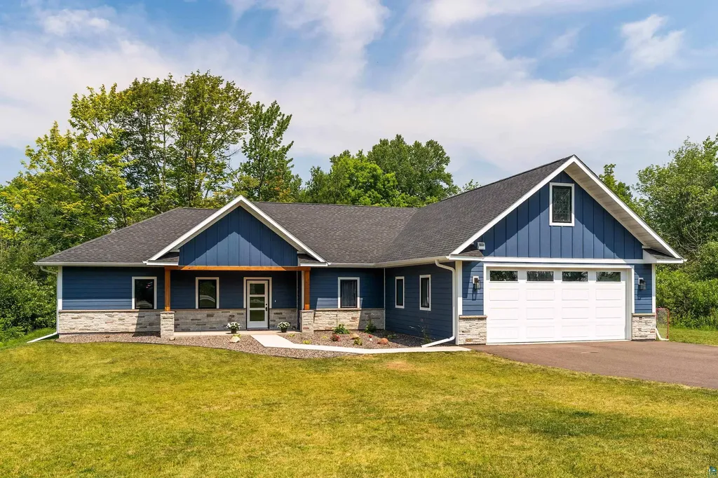 4889 Peyton Drive Hermantown MN 55811