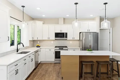 4889 Peyton Drive Hermantown MN 55811