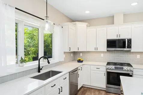 4889 Peyton Drive Hermantown MN 55811
