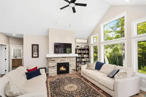 4889 Peyton Drive Hermantown MN 55811