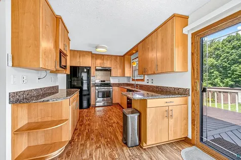 233 Sitka Street Duluth MN 55811