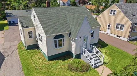 2601 Piedmont Avenue Duluth MN 55811