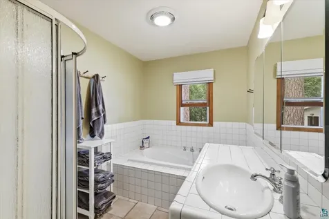 5159 Vermilion Trail Gilbert MN 55741-1934