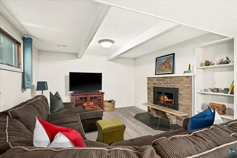 2129 Woodhaven Lane Duluth MN 55803