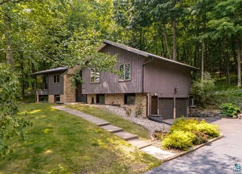2129 Woodhaven Lane Duluth MN 55803