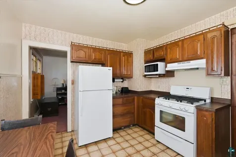 816 N 19th Street Superior WI 54880