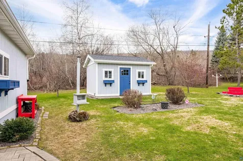 209 90th Avenue W Duluth MN 55808