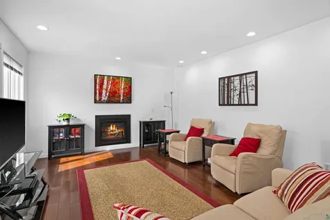 209 90th Avenue W Duluth MN 55808