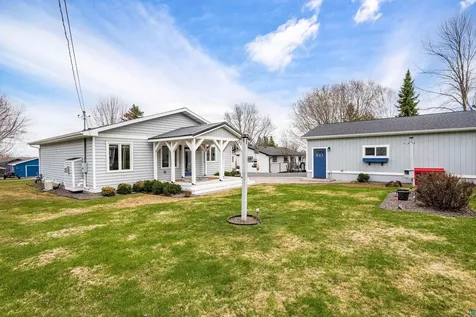 209 90th Avenue W Duluth MN 55808