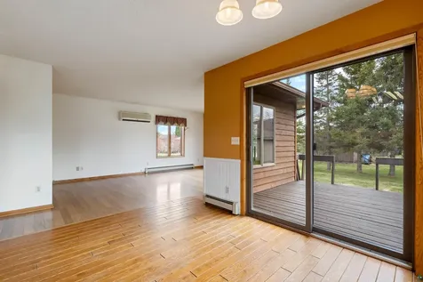 3718 E 7th Street Superior WI 54880
