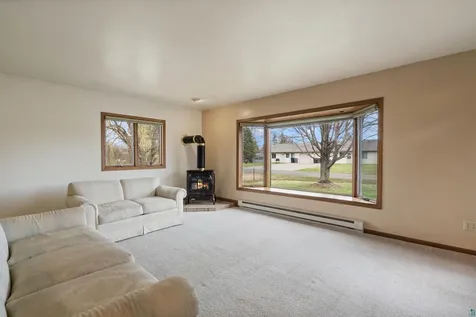 3718 E 7th Street Superior WI 54880