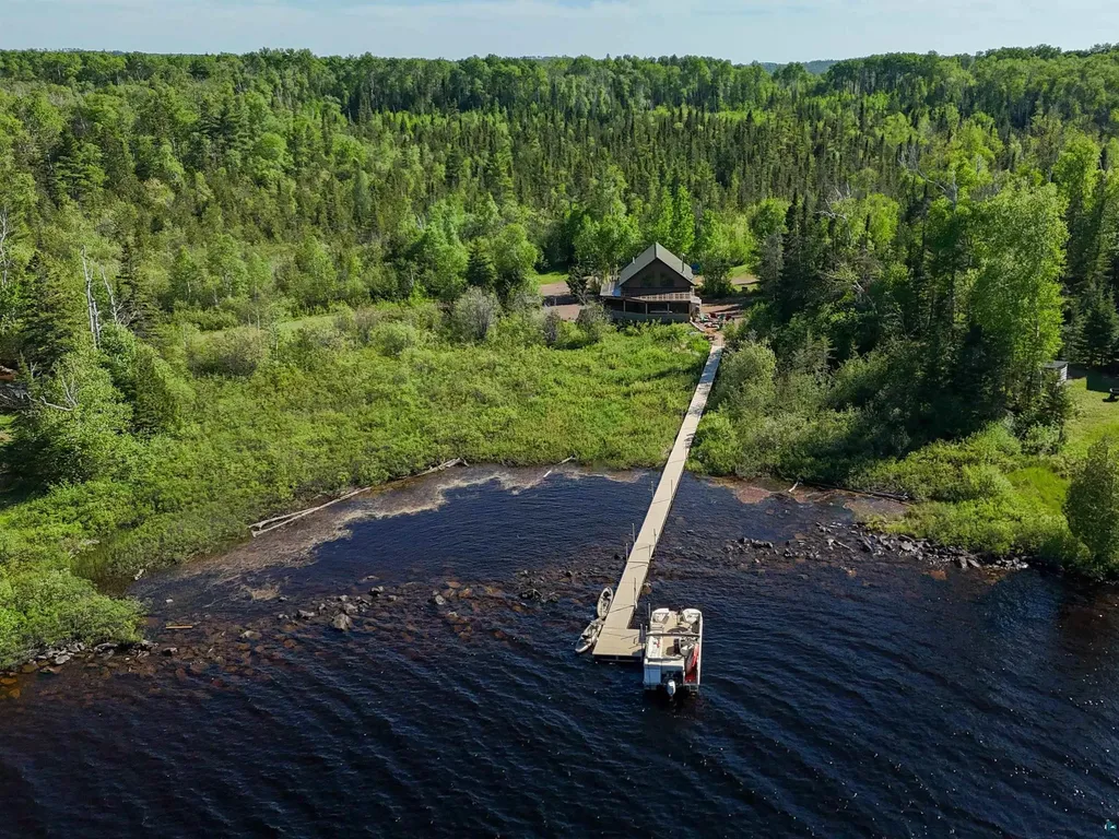 1088 South Shore Drive Grand Marais MN 55604