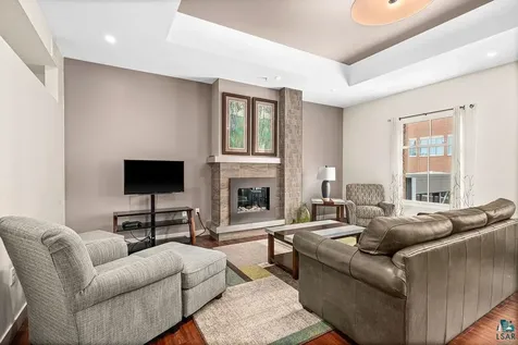 26 E Superior Street Duluth MN 55802
