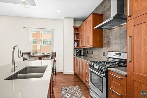 26 E Superior Street Duluth MN 55802