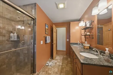 4713 Munger Shaw Road Saginaw MN 55779