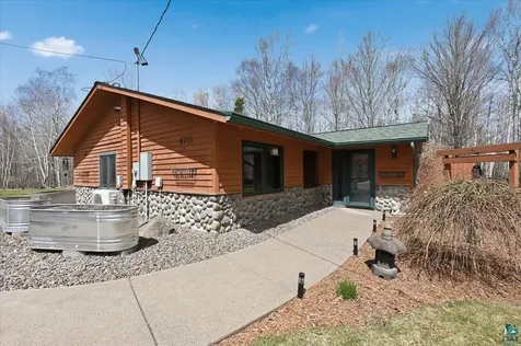 4713 Munger Shaw Road Saginaw MN 55779
