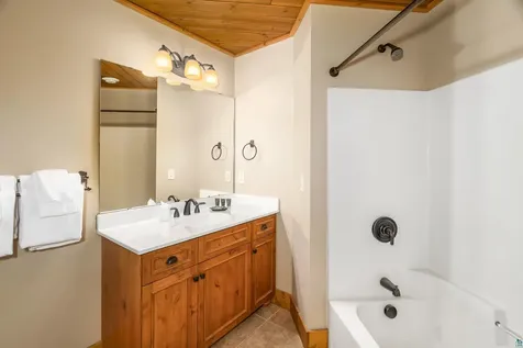 2826 Highway 61 Two Harbors MN 55616