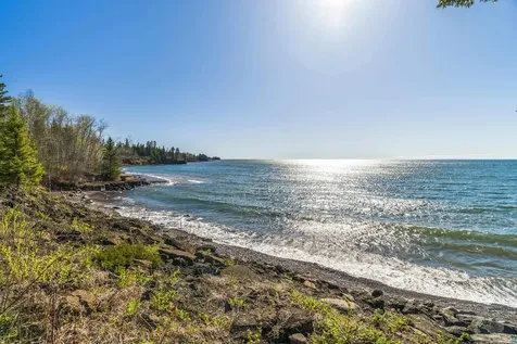 2826 Highway 61 Two Harbors MN 55616