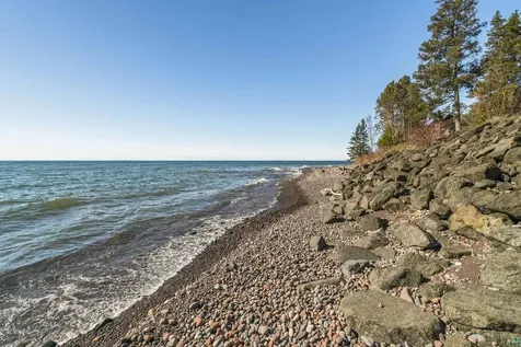 2826 Highway 61 Two Harbors MN 55616