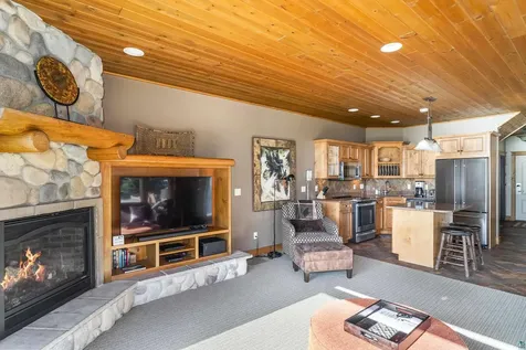 2826 Highway 61 Two Harbors MN 55616