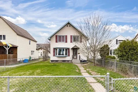 4223 W 5th Street Duluth MN 55807