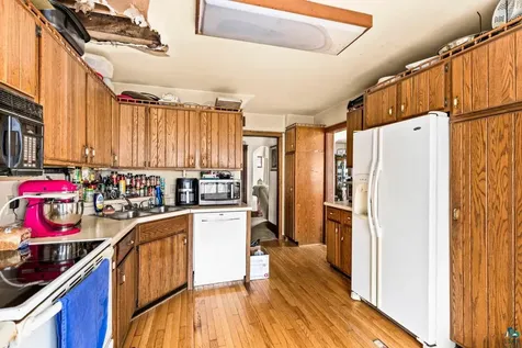 4223 W 5th Street Duluth MN 55807