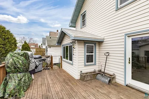 4223 W 5th Street Duluth MN 55807