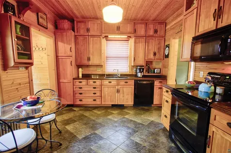 24 E Conan Street Ely MN 55731