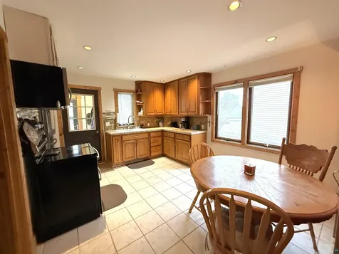 37 E Boundary Street Ely MN 55731