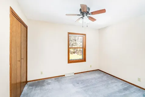 5573 N Shore Drive Duluth MN 55804
