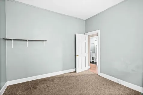 1127 E 3rd Street Duluth MN 55805