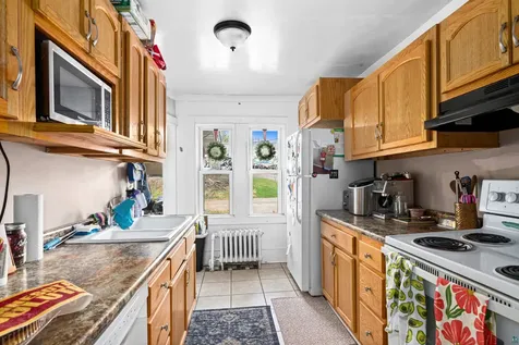 1127 E 3rd Street Duluth MN 55805