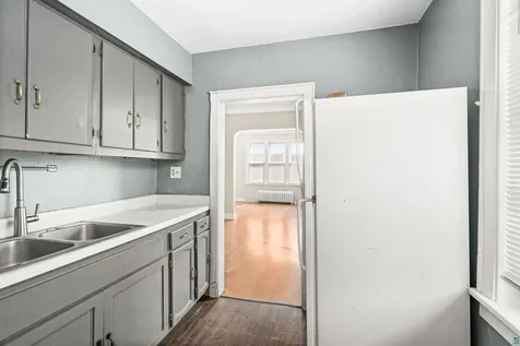 1127 E 3rd Street Duluth MN 55805