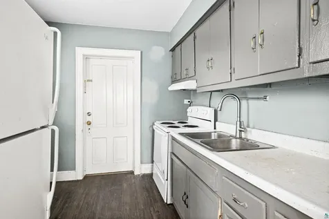 1127 E 3rd Street Duluth MN 55805