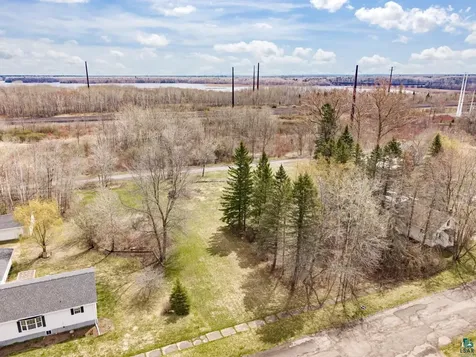 Xxxx 95th Avenue W Duluth MN 55808