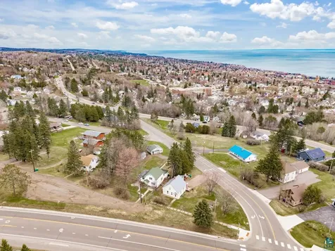 424 E 13th Street Duluth MN 55811