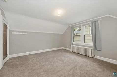 823 Grandview Avenue Duluth MN 55812