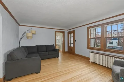 823 Grandview Avenue Duluth MN 55812