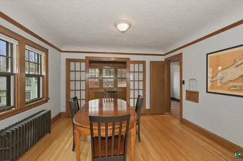 823 Grandview Avenue Duluth MN 55812