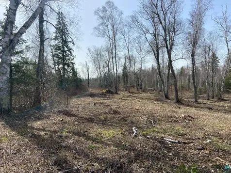 2102-4 N Bear Lake Road Brimson MN 55602